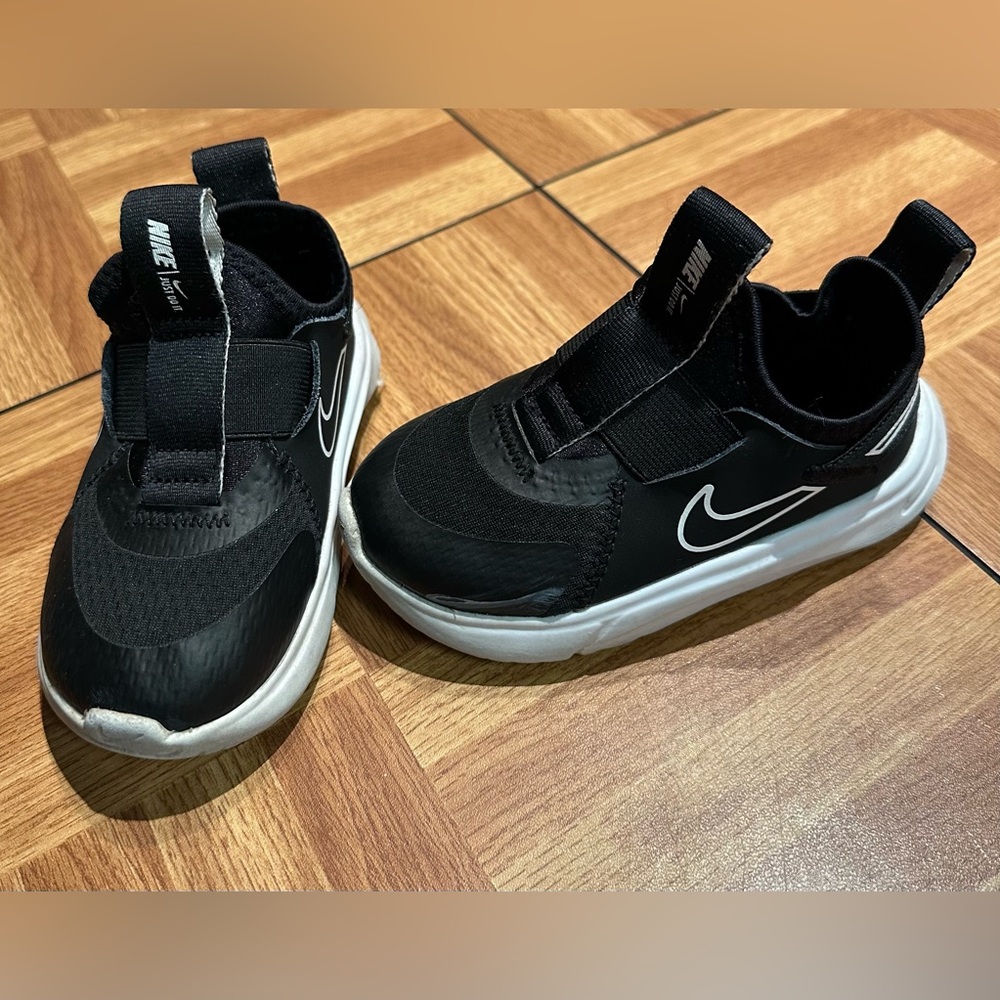 Toddler Nike shoes